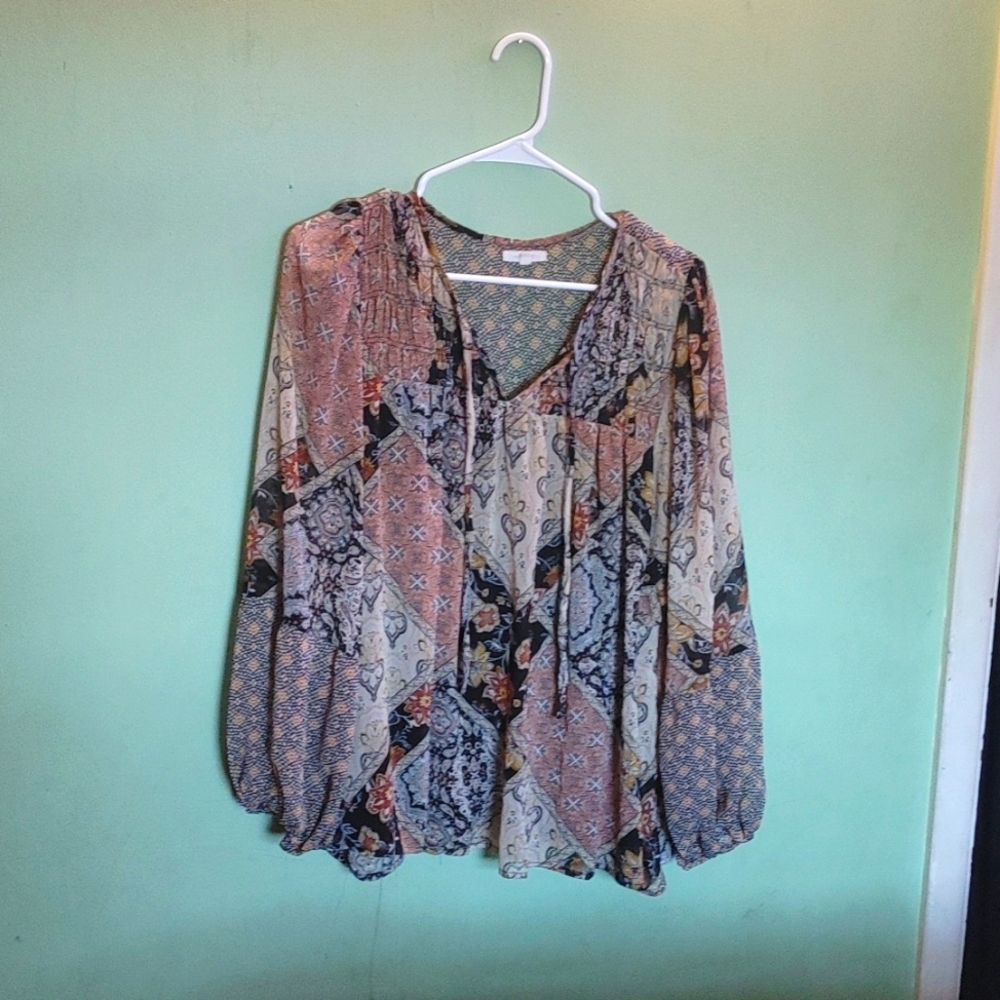 Maurices top